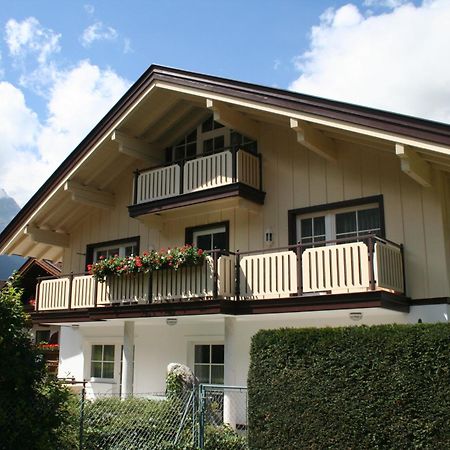Domizil Zillertal Apartment ไมย์อาโฮเฟิน ภายนอก รูปภาพ