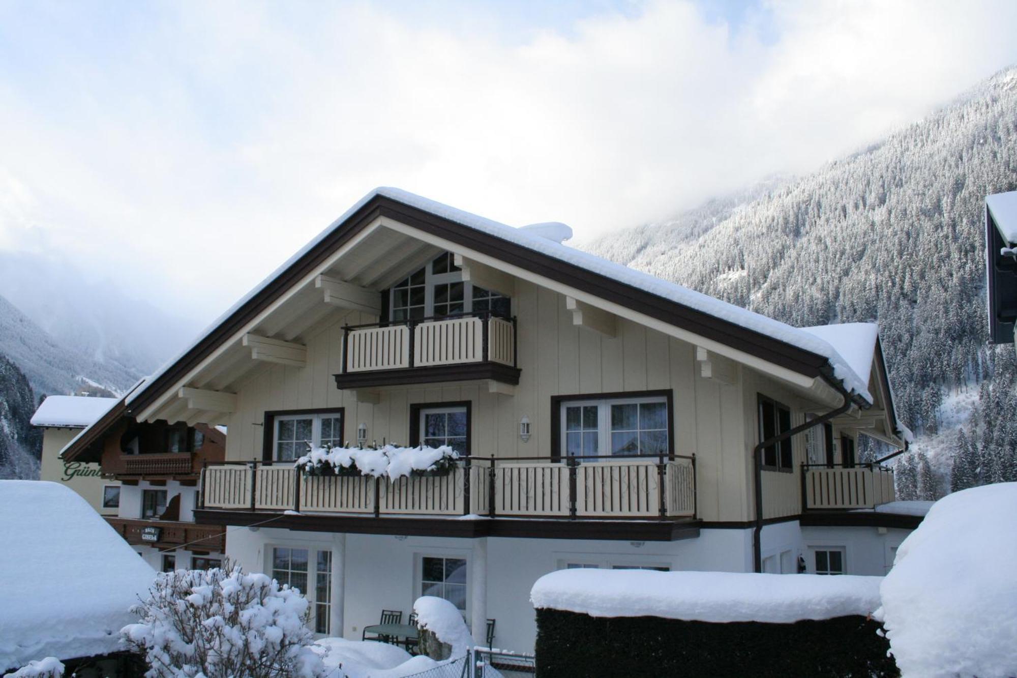 Domizil Zillertal Apartment ไมย์อาโฮเฟิน ภายนอก รูปภาพ