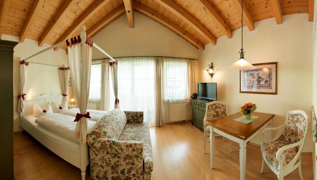 Domizil Zillertal Apartment ไมย์อาโฮเฟิน ภายนอก รูปภาพ